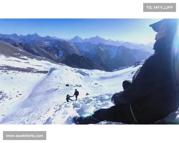 极限挑战与自然奇观完美融合带来惊险刺激的游戏体验 极限挑战与自然奇观完美融合带来惊险刺激的游戏体验